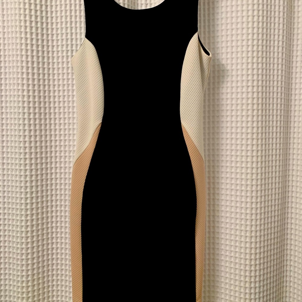 Insanely flattering body con dress